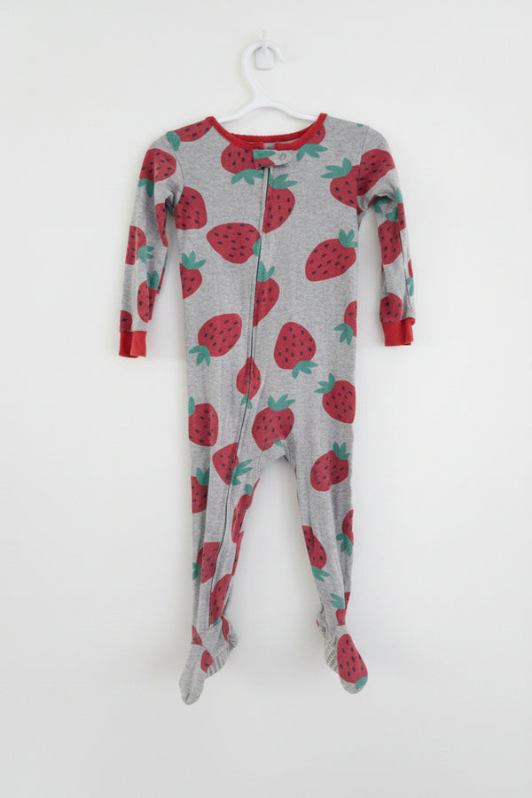 Carter’s Strawberry Footed Sleeper | 2T
