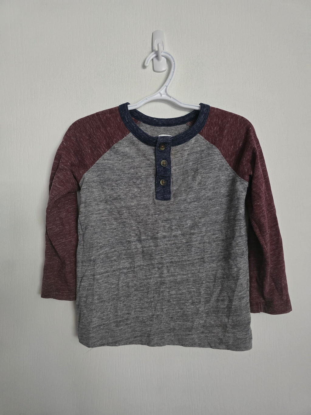 Old Navy Raglan Henley Long Sleeve Shirt | 3T