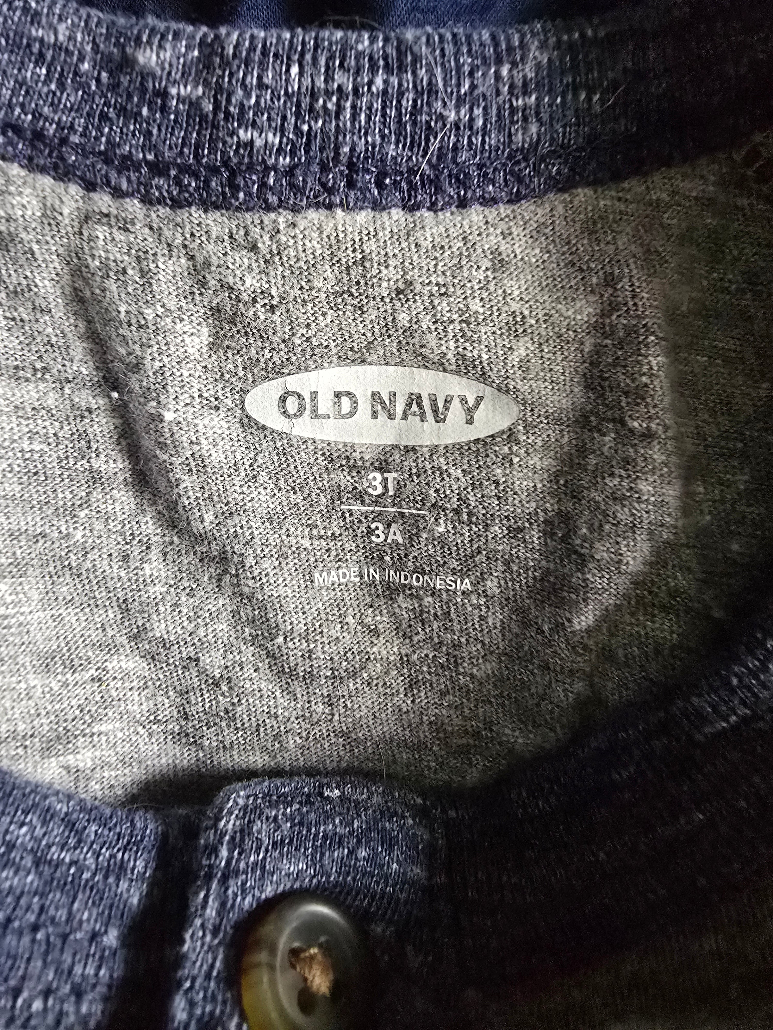 Old Navy Raglan Henley Long Sleeve Shirt | 3T