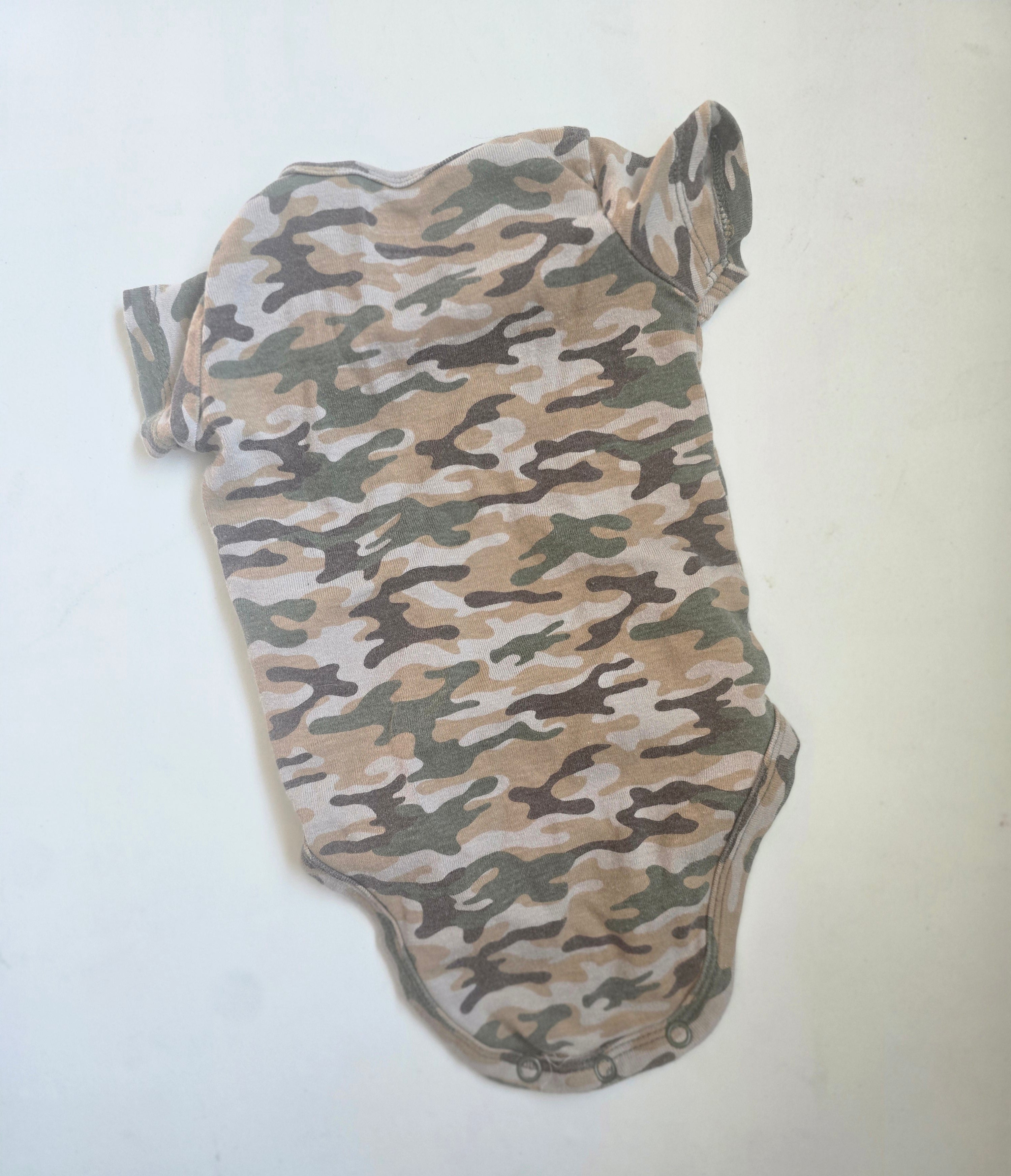 Child of Mine by Carter's Camo Short Sleeve Bodysuit | 0-3 Month