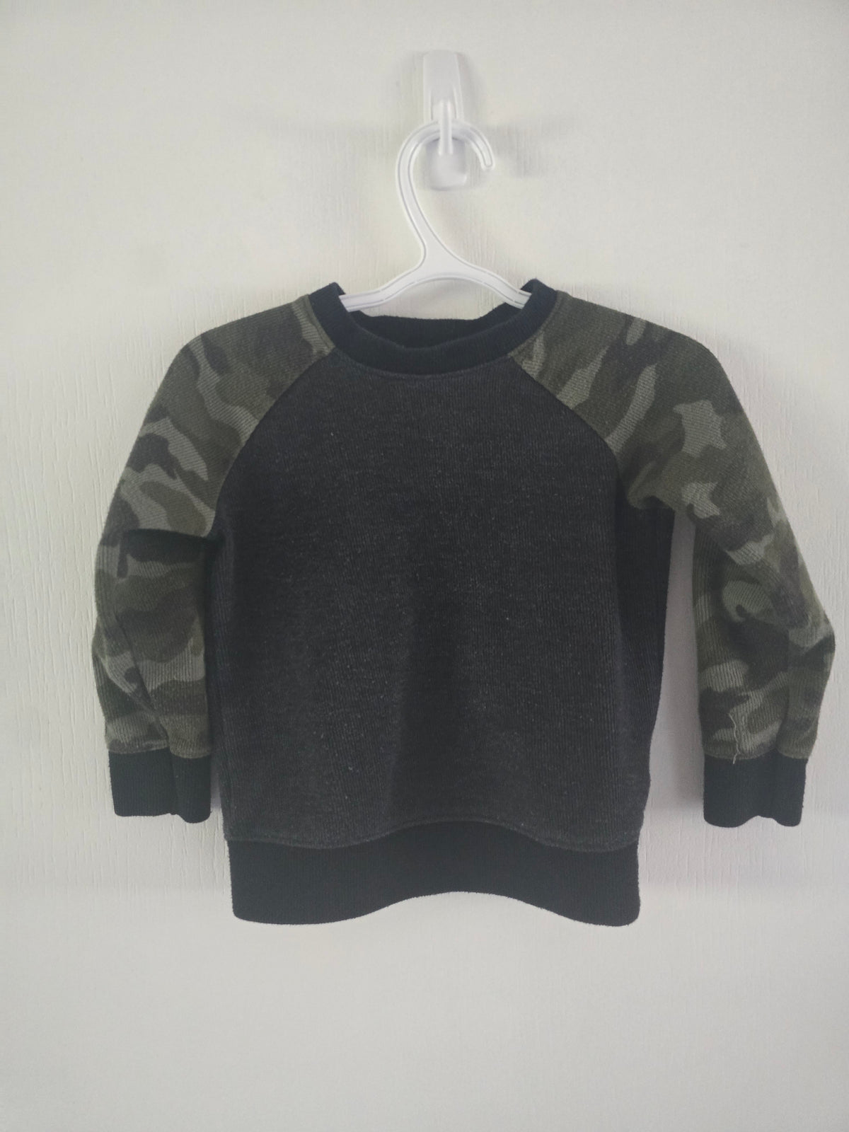 Old Navy Camo Raglan Sweatshirt | 2T