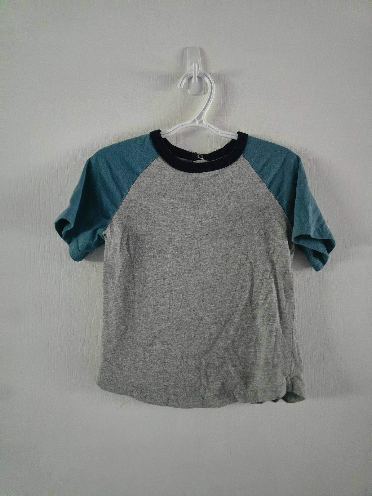 George Grey & Teal Raglan Henley Shirt | 5T