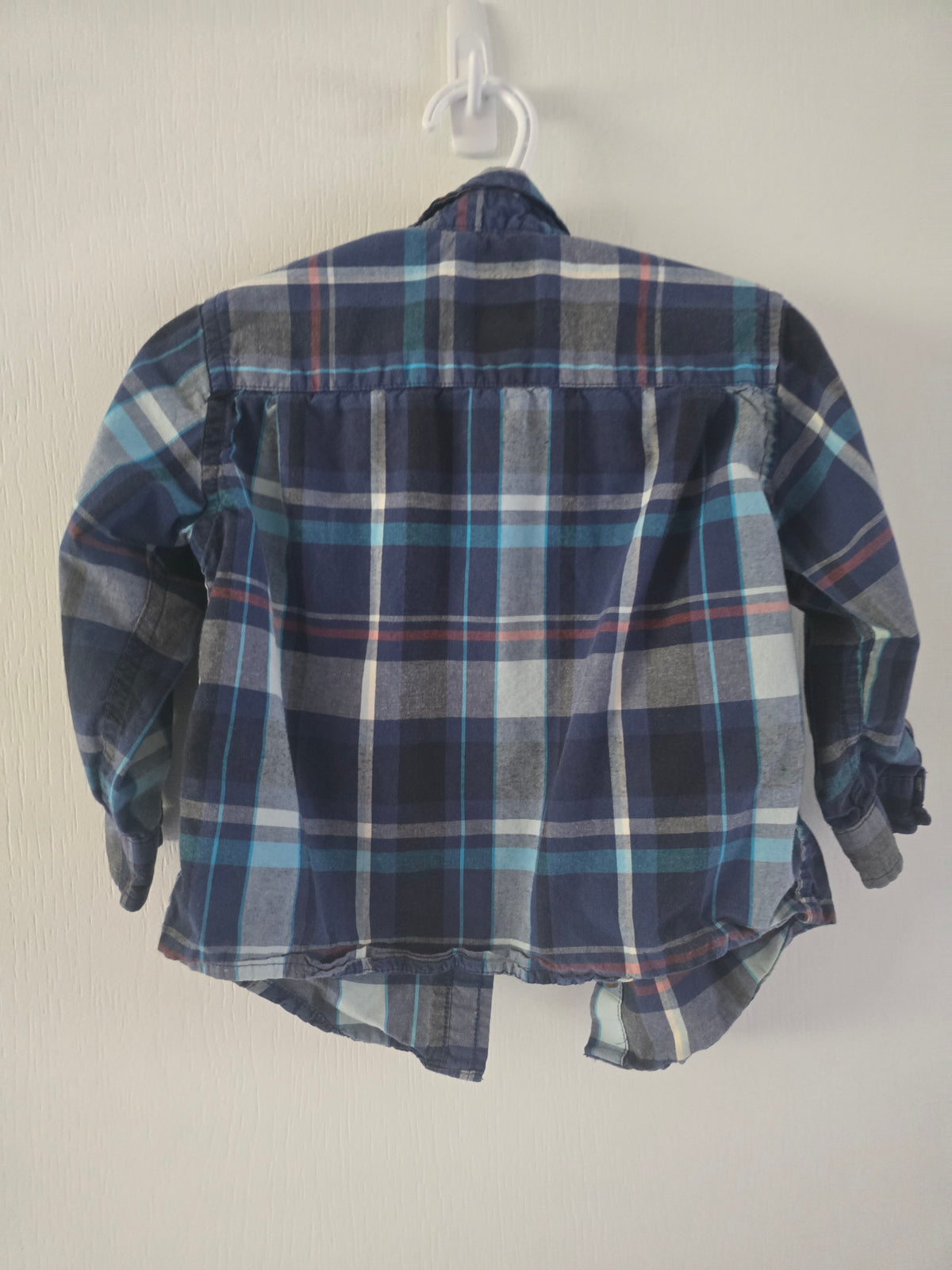 The Children's Place Blue Plaid Button-Up Shirt | 18-24 month