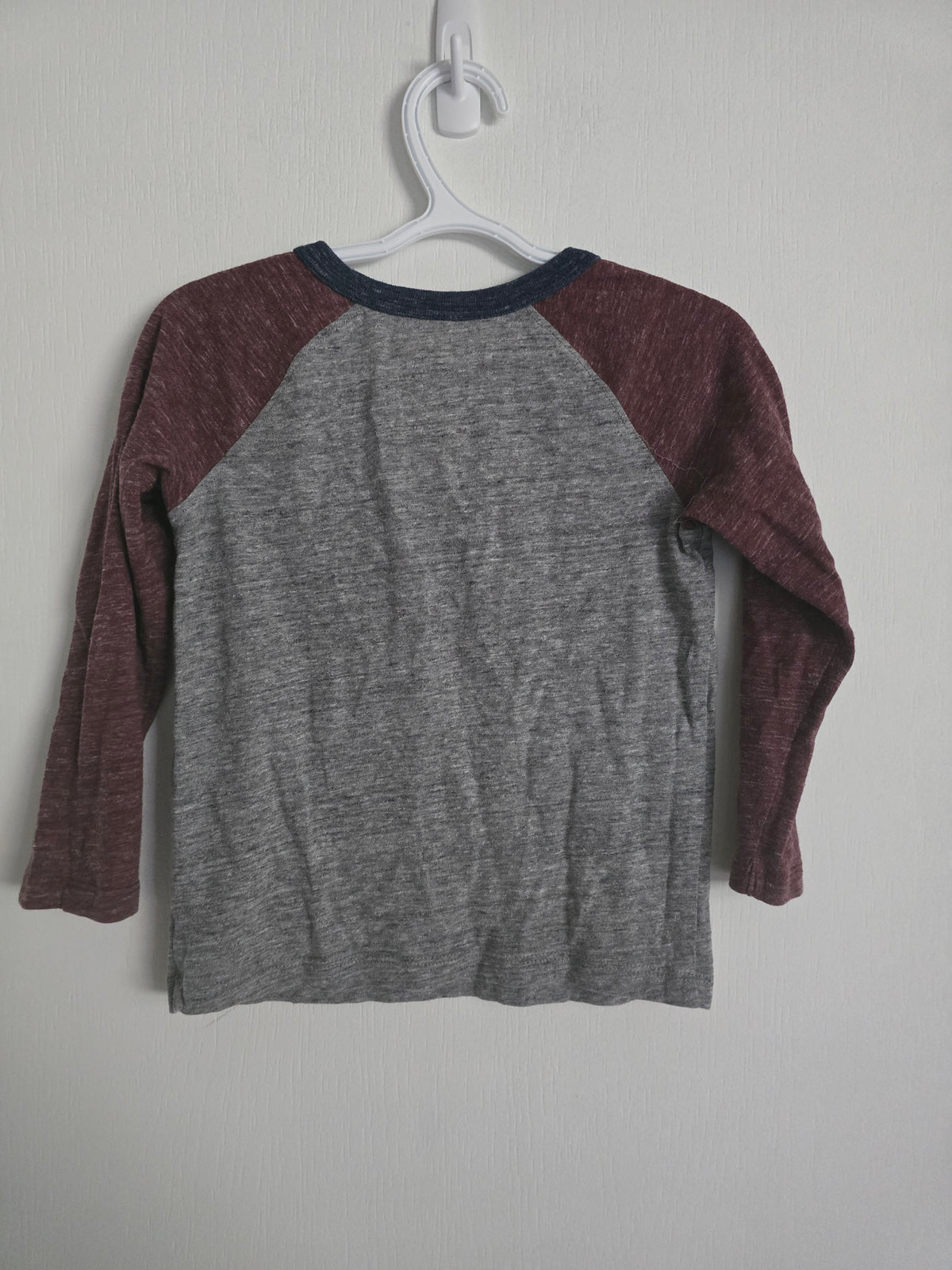 Old Navy Raglan Henley Long Sleeve Shirt | 3T